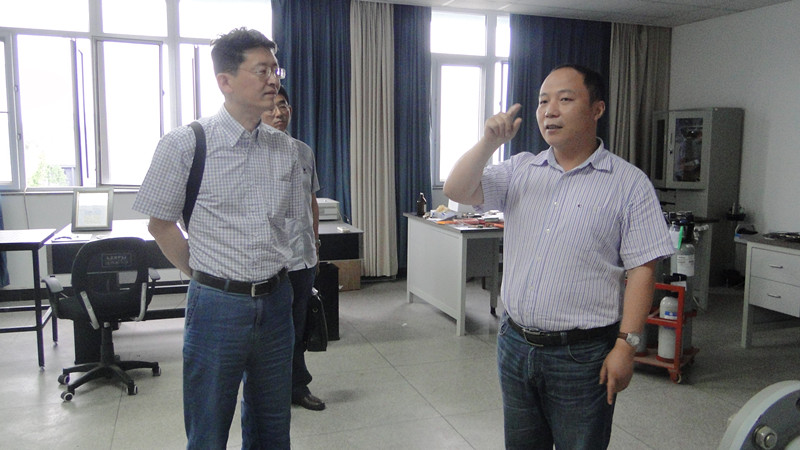 浙江中科院应用技术研究院院长陈秋荣及嘉兴市